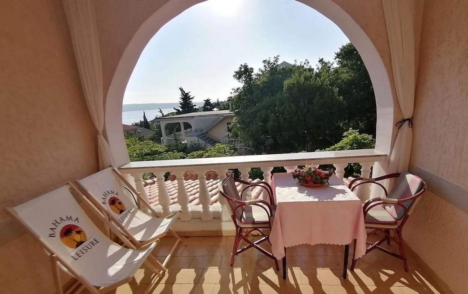 Apartment Mit Balkon- Gemeinsame Pool Und Terrasse Novi Vinodolski