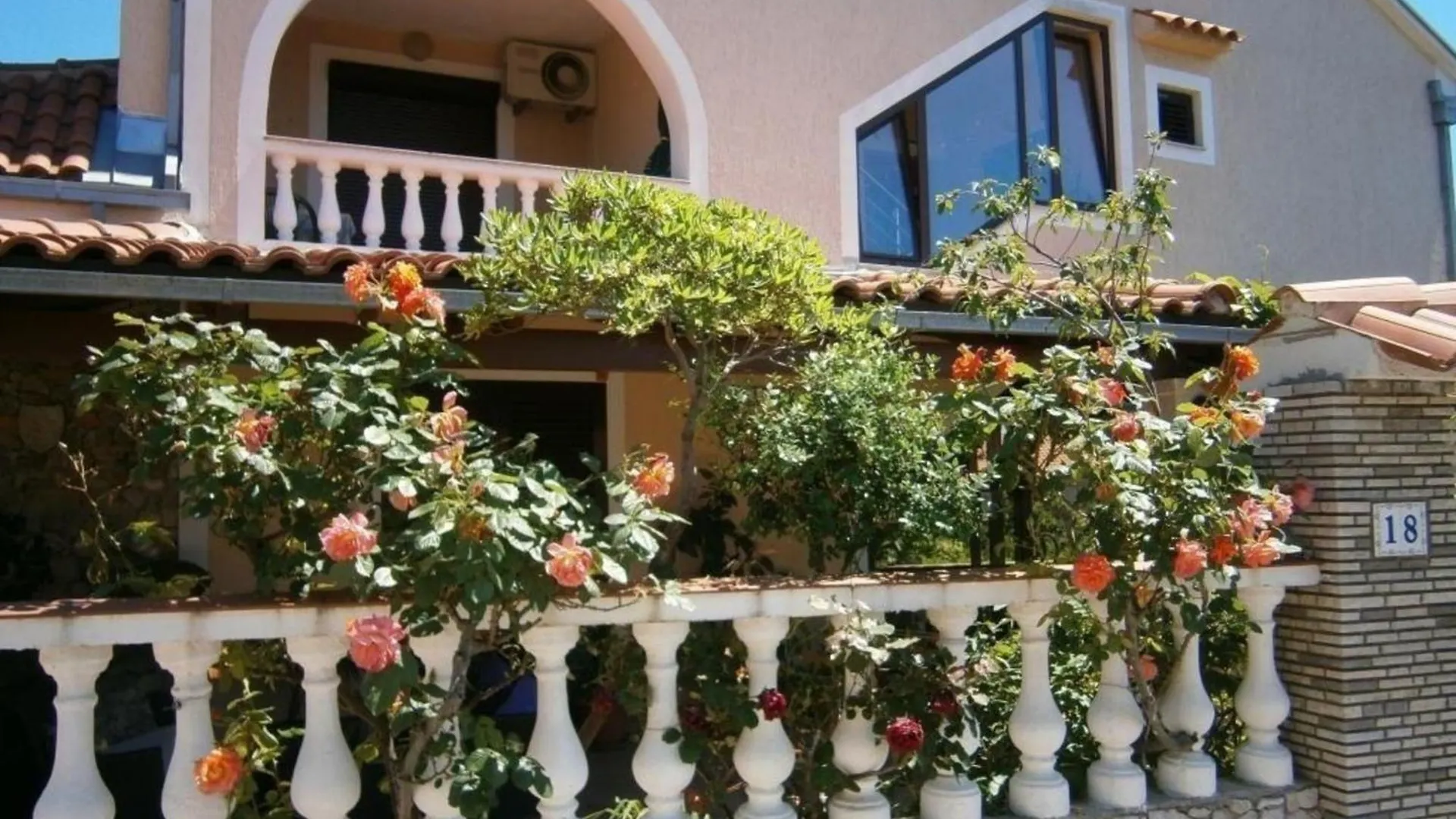Apartment Mit Balkon- Gemeinsame Pool Und Terrasse Novi Vinodolski 0*,  Κροατία